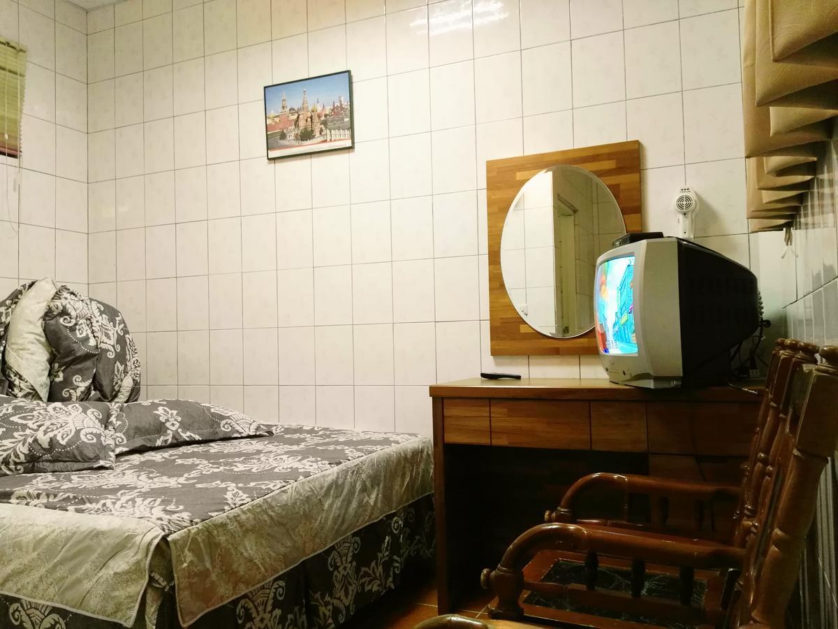 Qun Feng Hotel Фенчиху Екстериор снимка